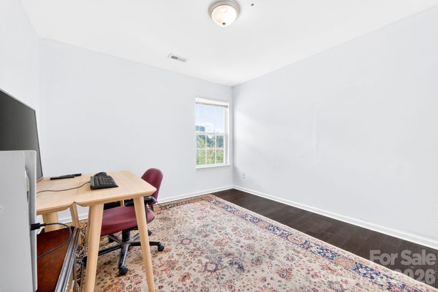 2508 OAKDALE CREEK Lane 17, Charlotte, NC 28216
