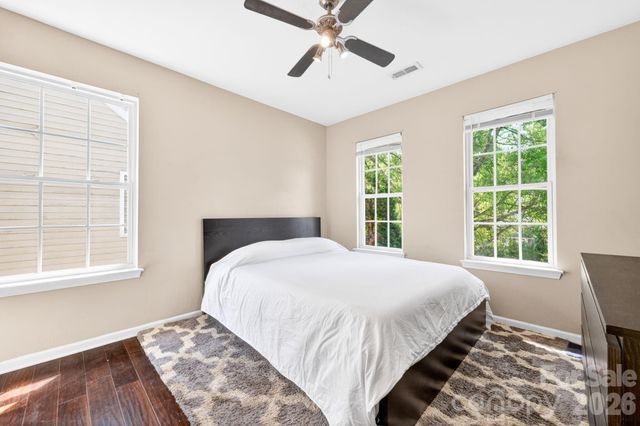 2508 OAKDALE CREEK Lane 17, Charlotte, NC 28216