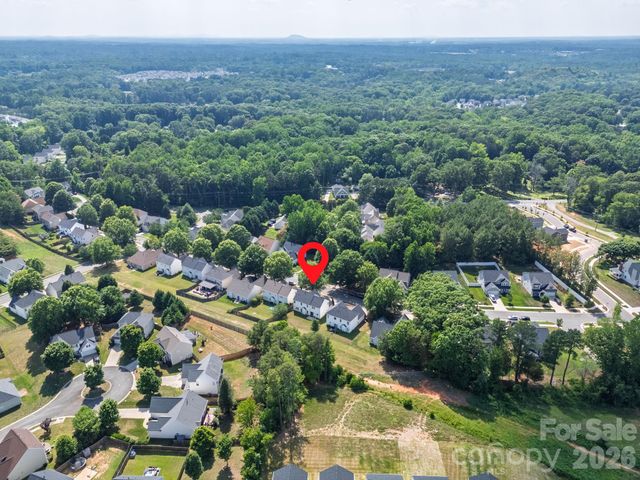 2508 OAKDALE CREEK Lane 17, Charlotte, NC 28216