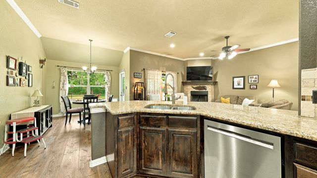 197 Savannah Drive, Weatherford, TX 76087