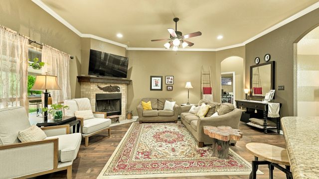 197 Savannah Drive, Weatherford, TX 76087