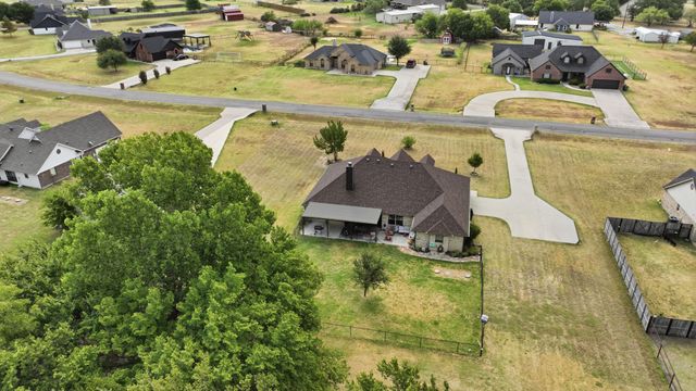 197 Savannah Drive, Weatherford, TX 76087