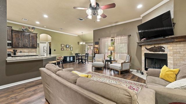 197 Savannah Drive, Weatherford, TX 76087