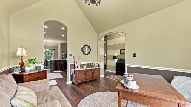 197 Savannah Drive, Weatherford, TX 76087
