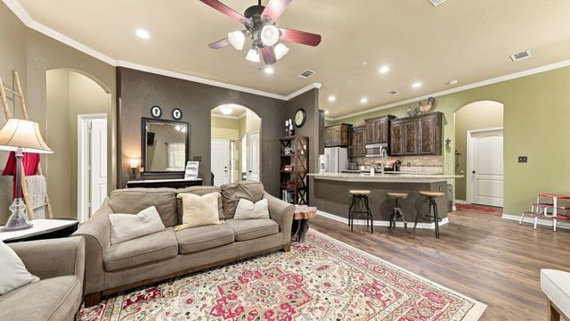 197 Savannah Drive, Weatherford, TX 76087
