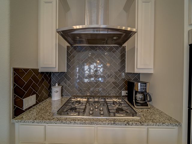 7906 Gulfstream Lane, Irving, TX 75063