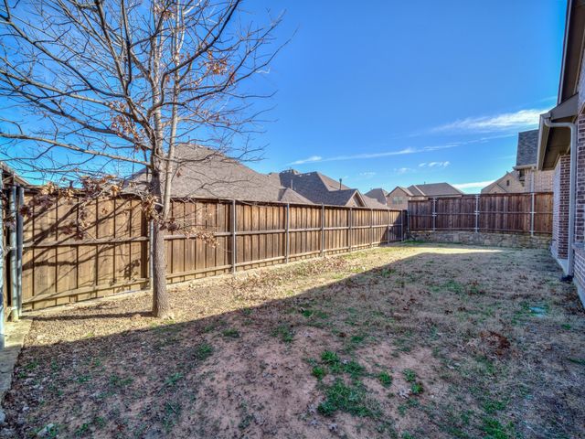 7906 Gulfstream Lane, Irving, TX 75063