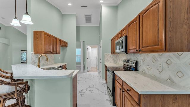 3875 ALAMANDA HILLS PLACE, Lakeland, FL 33813