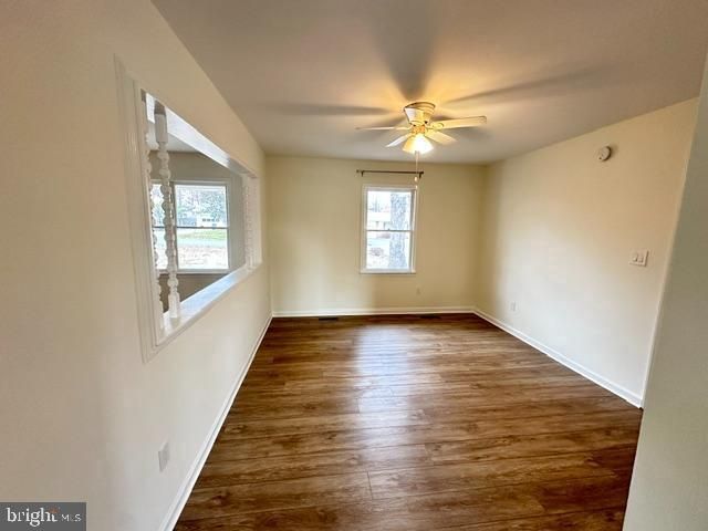 310 AZALIA DR, Fredericksburg, VA 22408