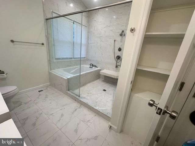 310 AZALIA DR, Fredericksburg, VA 22408