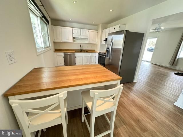 310 AZALIA DR, Fredericksburg, VA 22408