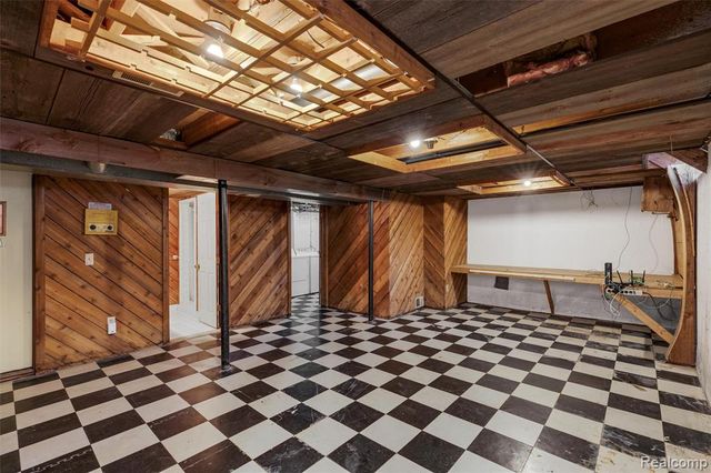 42467 Eldon Avenue, Clinton Township, MI 48038