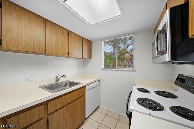 3401 new south province BLVD 4, Fort Myers, FL 33907
