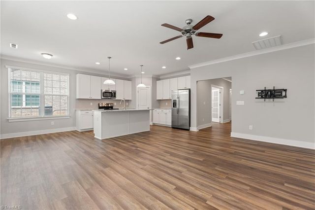 410 Salem Grace Street, Kernersville, NC 27284
