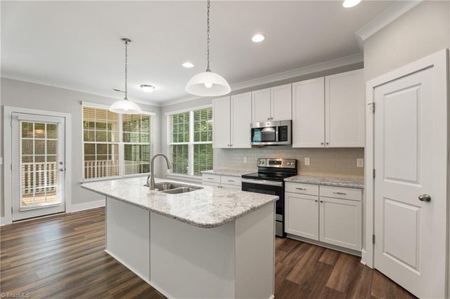410 Salem Grace Street, Kernersville, NC 27284