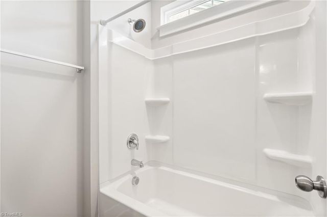 410 Salem Grace Street, Kernersville, NC 27284