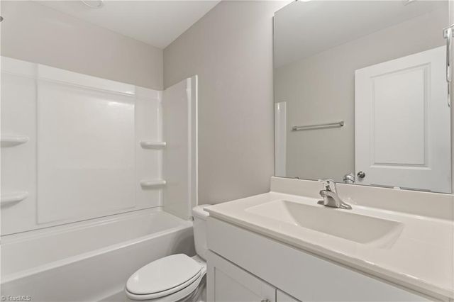 410 Salem Grace Street, Kernersville, NC 27284