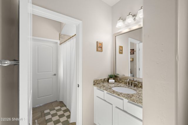 3660 Albion Avenue, Las Cruces, NM 88012