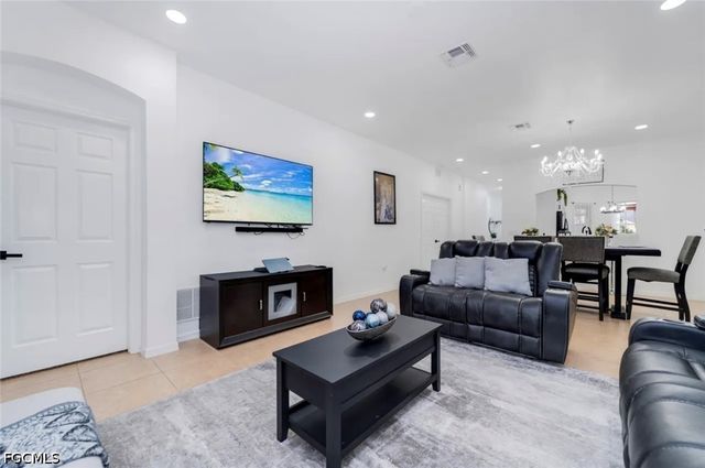 14190 Fall Creek CT, Naples, FL 34114