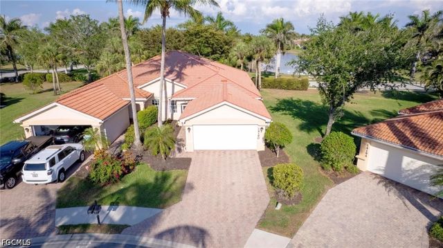14190 Fall Creek CT, Naples, FL 34114