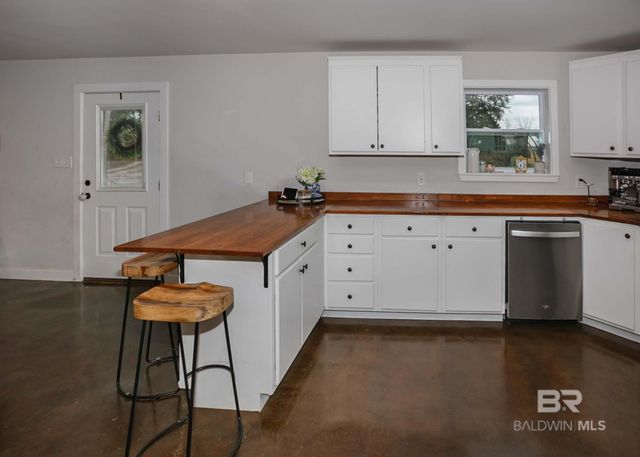 21416 Geronimo Place, Summerdale, AL 36580