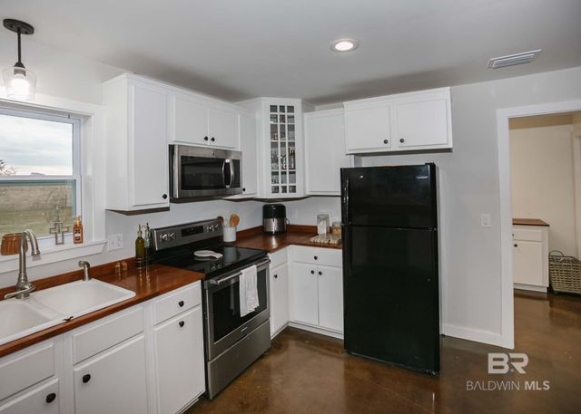 21416 Geronimo Place, Summerdale, AL 36580