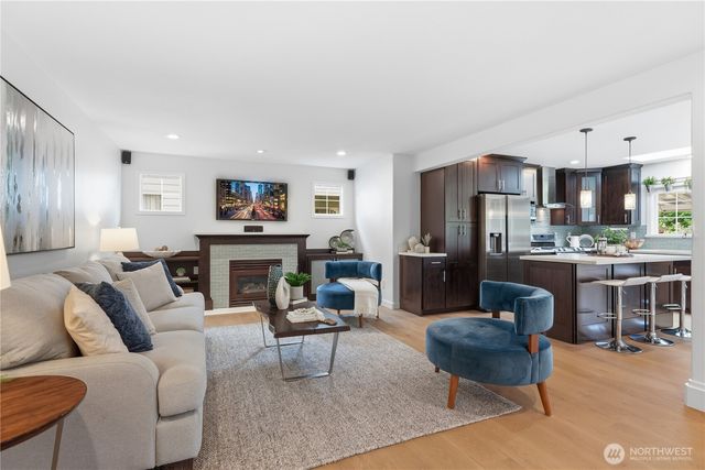 18 167th Place SW, Bothell, WA 98012
