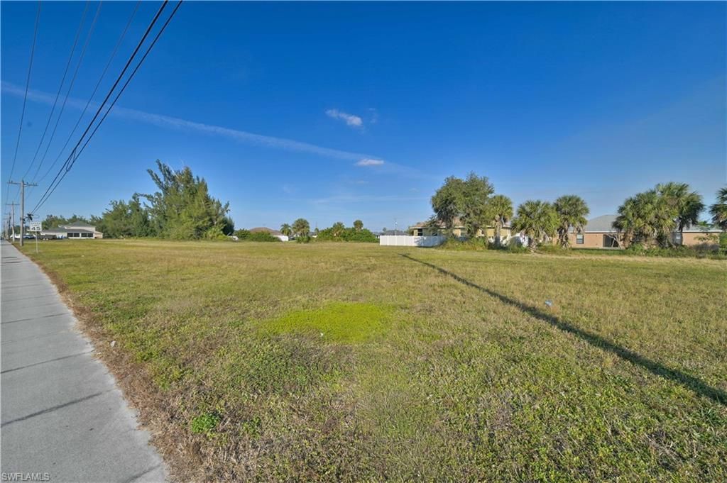 1101/1105/1109 Chiquita BLVD S, CAPE CORAL, FL 33991 — photo 3