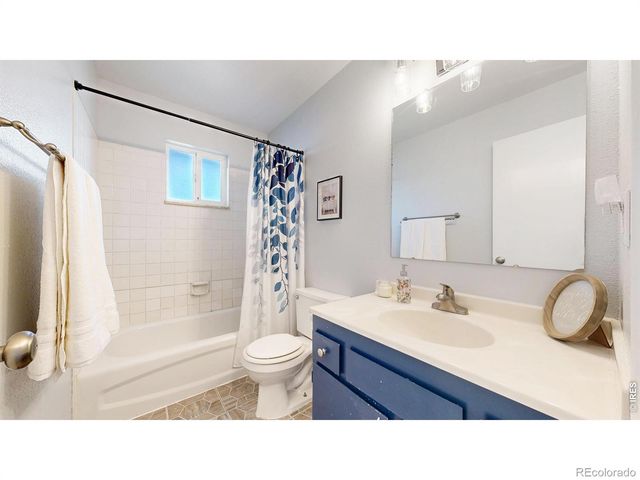 2264 Darla Court, Loveland, CO 80537