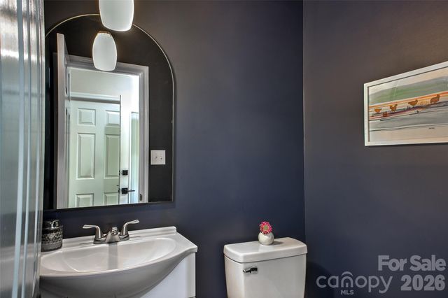 53 Braddock Way, Asheville, NC 28803