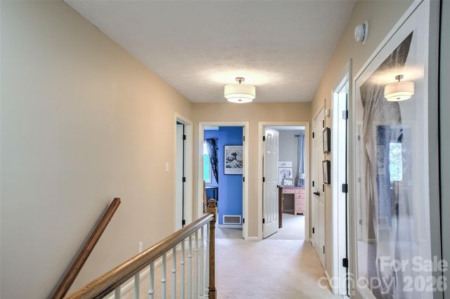 53 Braddock Way, Asheville, NC 28803