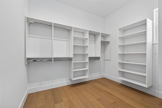 611 24TH AVENUE N, St Petersburg, FL 33704