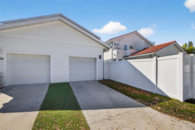 611 24TH AVENUE N, St Petersburg, FL 33704