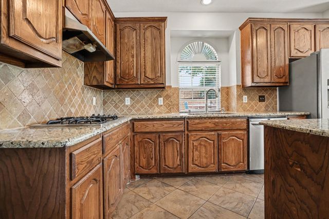 2605 Tall Meadows Drive, Midlothian, TX 76065