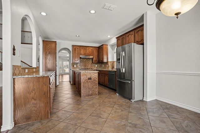 2605 Tall Meadows Drive, Midlothian, TX 76065