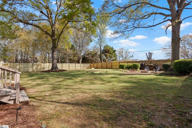 104 Wappoo Lane, Taylors, SC 29687