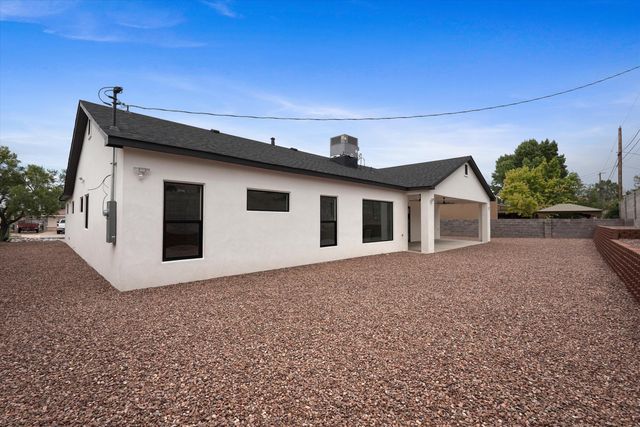4840 Dodge Avenue NW, Albuquerque, NM 87114