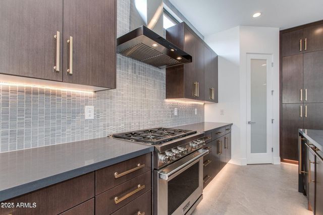 100 W NORTHERN Avenue 15, Phoenix, AZ 85021