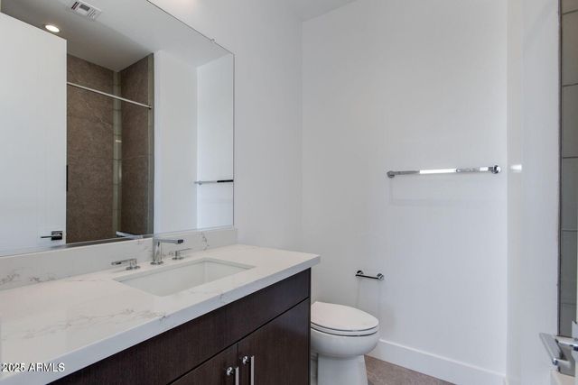 100 W NORTHERN Avenue 15, Phoenix, AZ 85021