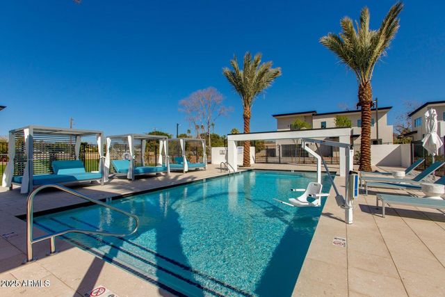 100 W NORTHERN Avenue 15, Phoenix, AZ 85021