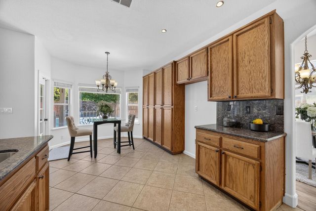 8936 Sheldon Creek Dr, Elk Grove, CA 95624