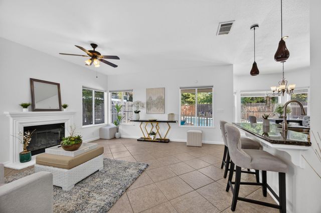 8936 Sheldon Creek Dr, Elk Grove, CA 95624