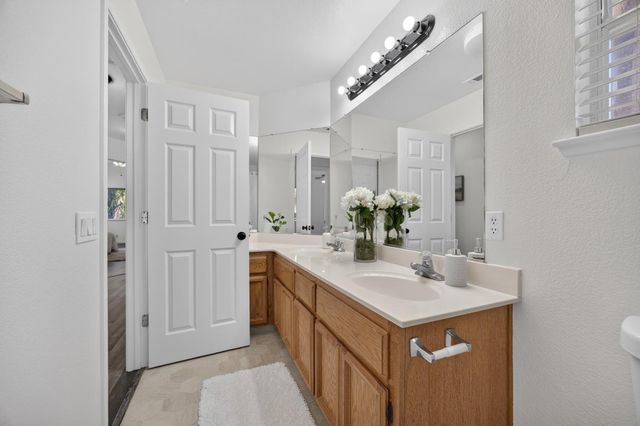 8936 Sheldon Creek Dr, Elk Grove, CA 95624
