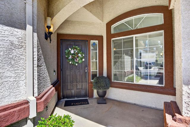 8936 Sheldon Creek Dr, Elk Grove, CA 95624