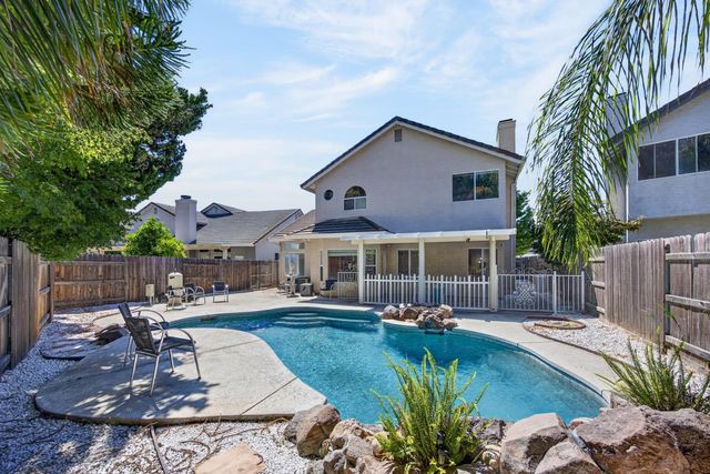 8936 Sheldon Creek Dr, Elk Grove, CA 95624