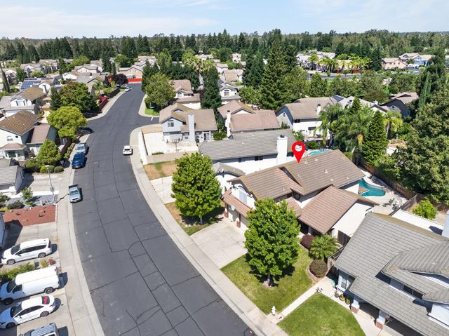 8936 Sheldon Creek Dr, Elk Grove, CA 95624