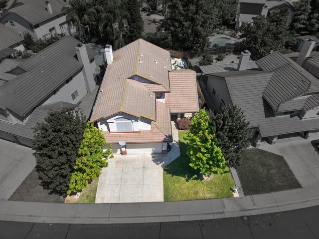 8936 Sheldon Creek Dr, Elk Grove, CA 95624