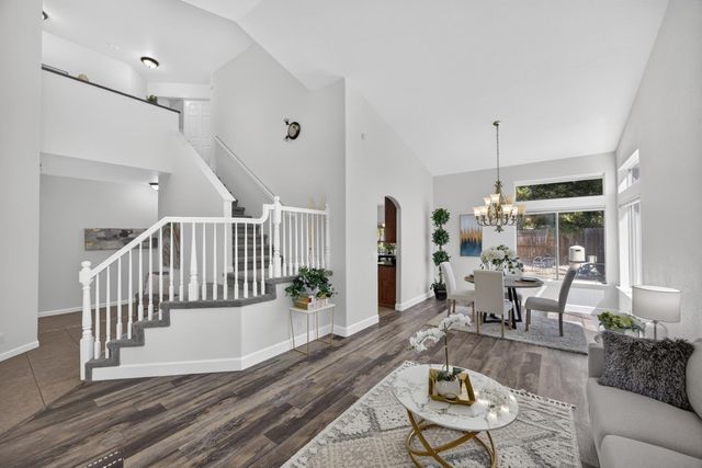 8936 Sheldon Creek Dr, Elk Grove, CA 95624