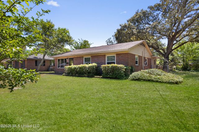 2320 Curcor Drive, Gulfport, MS 39507
