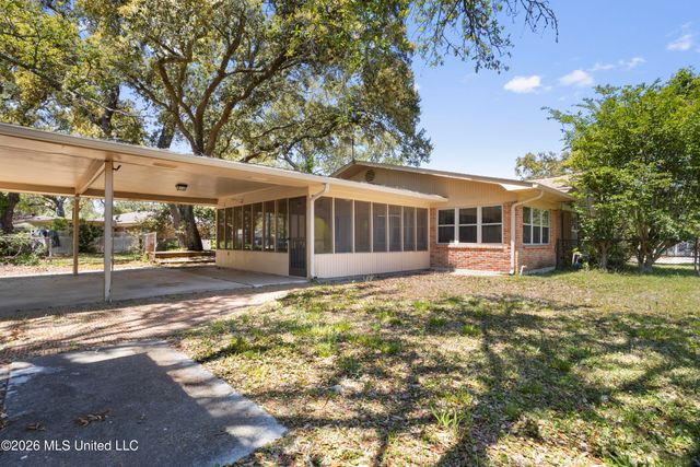 2320 Curcor Drive, Gulfport, MS 39507